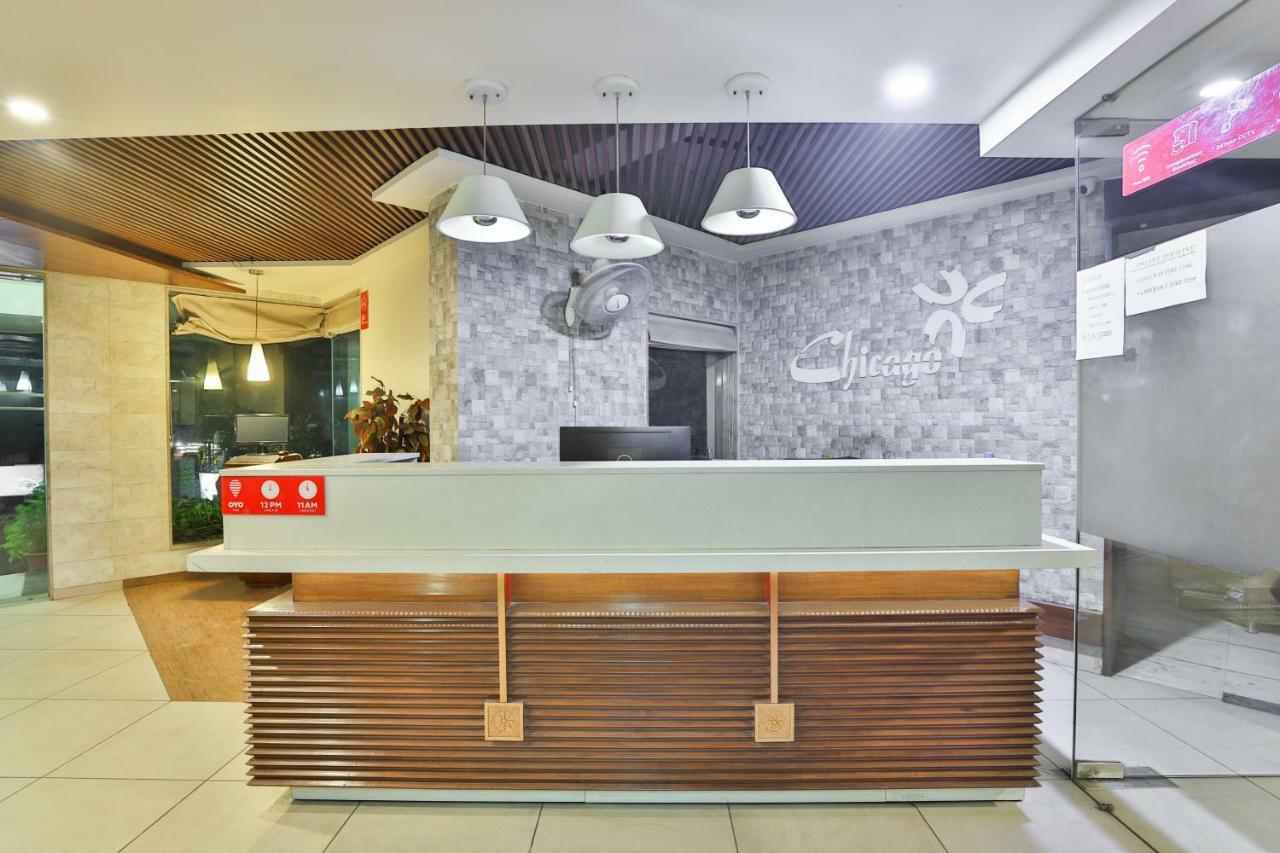 Hotel Chicago Amhedabad Dış mekan fotoğraf